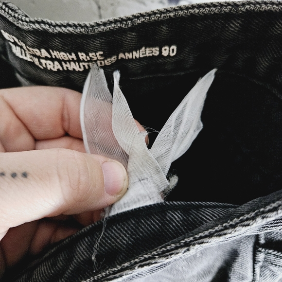 MANDEE | 90s ultra high rise tapered leg distressed mom jeans - Picture 10 of 10